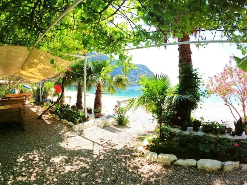 Butterfly Valley Beach Glamping Oludeniz