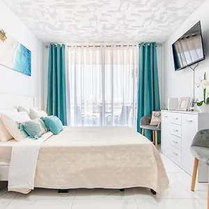 https://cosy-studio-in-playa-de-las-americas-ph10.in-canary-islands.com